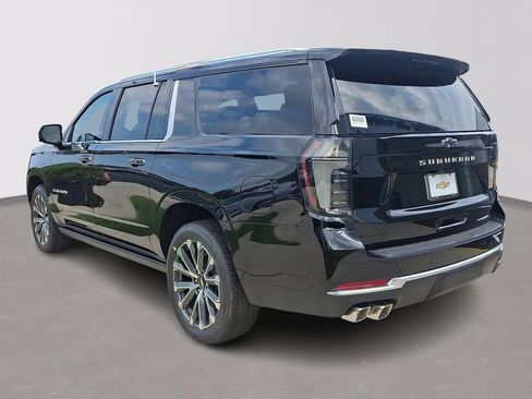 New 2026 Chevrolet Suburban High Country AWD/4WD image 3