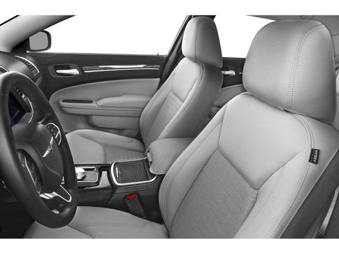 Used 2022 Chrysler 300 S RWD image 7