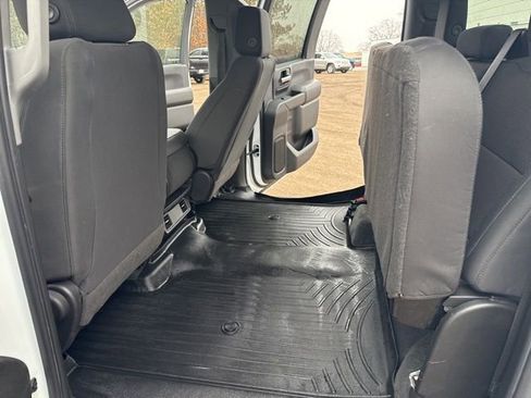 Used 2021 Chevrolet Silverado 2500 Custom w/ Custom Value Package image 18