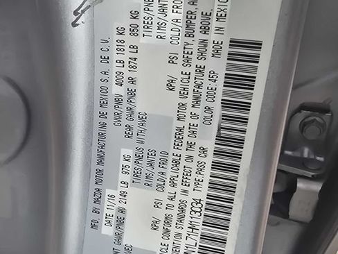 Used 2017 MAZDA MAZDA3 Touring FWD image 37