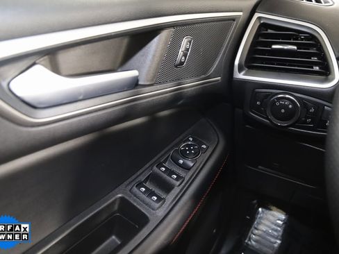 Used 2023 Ford Edge ST-Line image 33