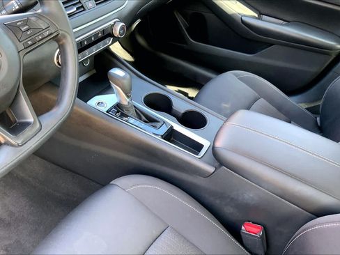 Used 2024 Nissan Altima 2.5 S FWD image 16