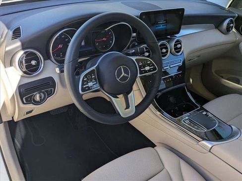 Certified 2022 Mercedes-Benz GLC 300 image 10