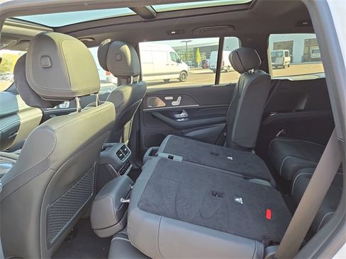 New 2025 Mercedes-Benz GLS 580 4MATIC image 30