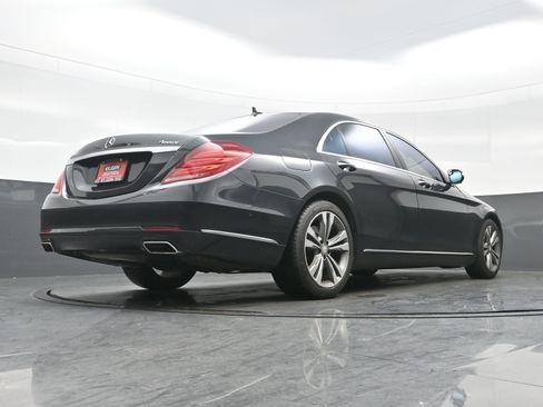 Used 2014 Mercedes-Benz S 550 Sedan image 31