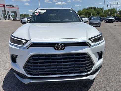 Certified 2026 Toyota Grand Highlander AWD Hybrid image 8