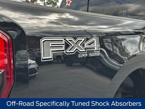 New 2026 Ford F250 Lariat w/ Black Appearance Package image 21