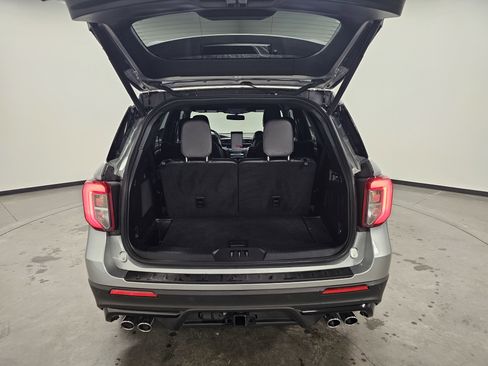 Used 2020 Ford Explorer ST w/ Premium Technology Package image 27