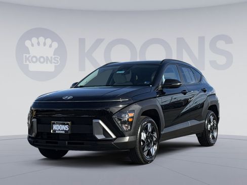 Certified 2025 Hyundai Kona SEL image 1