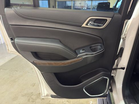 Used 2018 GMC Yukon Denali AWD/4WD image 28