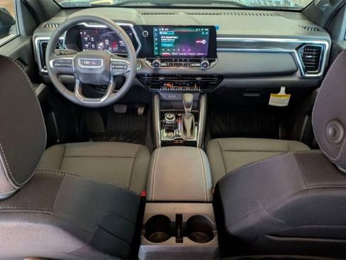 New 2026 GMC Canyon Denali image 10