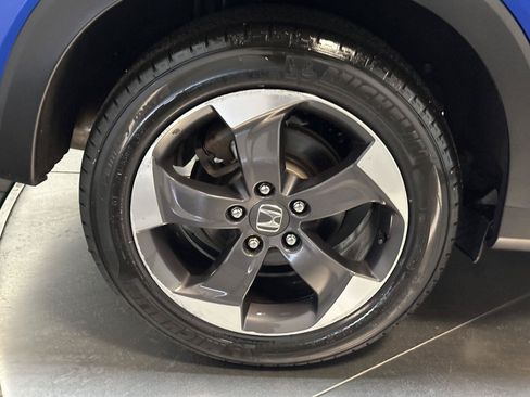 Used 2018 Honda HR-V EX image 16