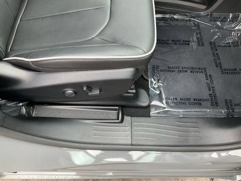 Used 2023 Chrysler Pacifica Limited w/ S Appearance Package FWD image 59