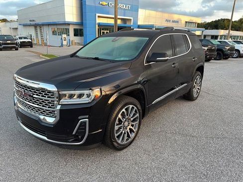 Used 2022 GMC Acadia Denali image 3