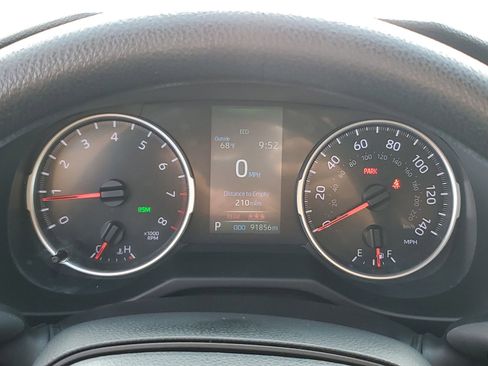 Certified 2022 Toyota RAV4 XLE image 25