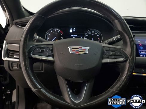 Used 2023 Cadillac XT4 Sport w/ Cold Weather Package AWD/4WD image 15