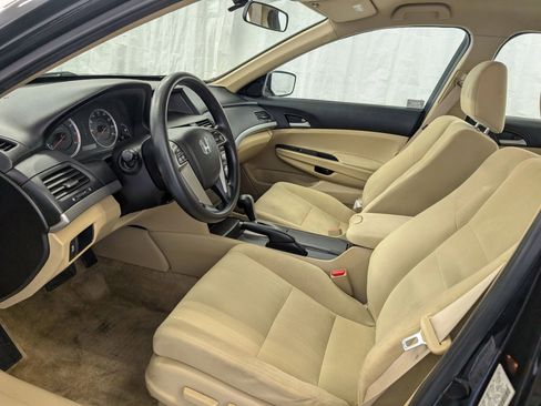Used 2011 Honda Accord LX-P image 12