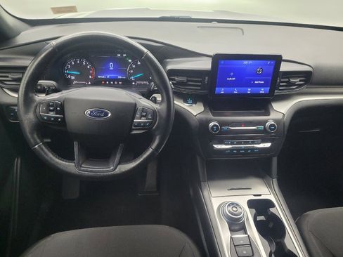 Used 2020 Ford Explorer XLT w/ Class III Trailer Tow Package image 22