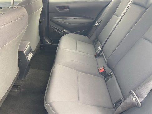 Certified 2025 Toyota Corolla LE image 18