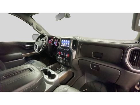 Used 2019 Chevrolet Silverado 1500 LT Trail Boss AWD/4WD image 18