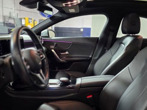 Used 2023 Mercedes-Benz CLA 250 4MATIC image 17