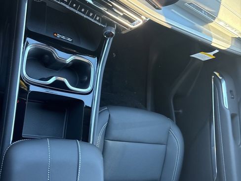 New 2026 Chevrolet Traverse LT w/ Driver Confidence Package image 39