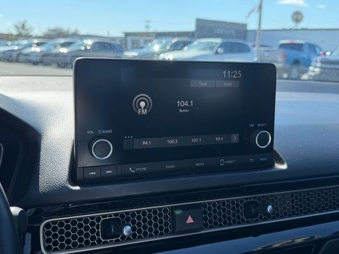 Used 2023 Honda Civic Sport image 21