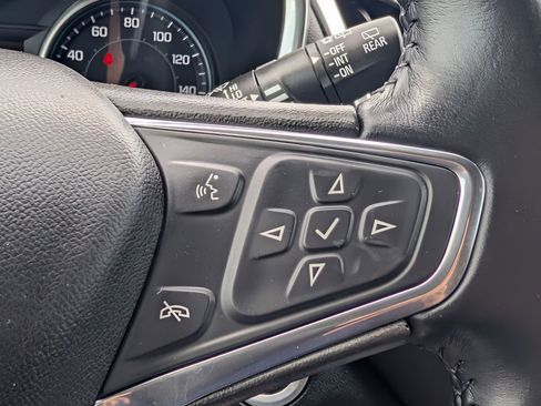 Used 2020 Chevrolet Equinox LT AWD/4WD image 23