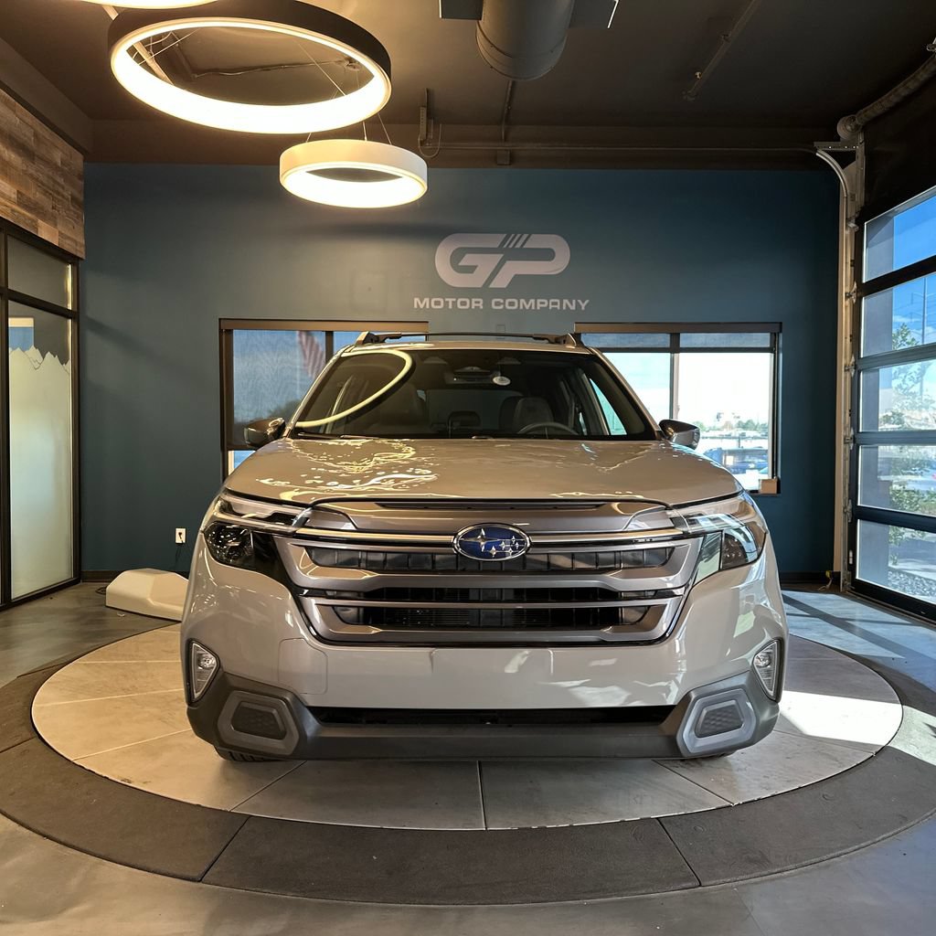 Used 2025 Subaru Forester Limited AWD/4WD image 8