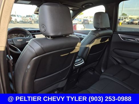 Used 2025 Cadillac XT6 Luxury FWD image 39