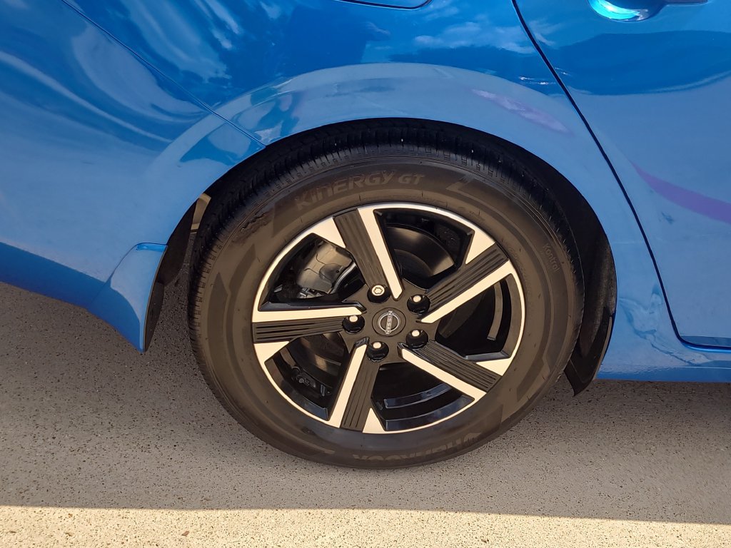 Certified 2025 Nissan Sentra SV w/ All-Weather Package FWD image 6