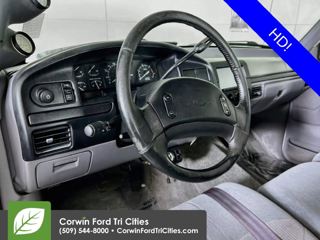 Used 1996 Ford F250 2WD SuperCab image 2
