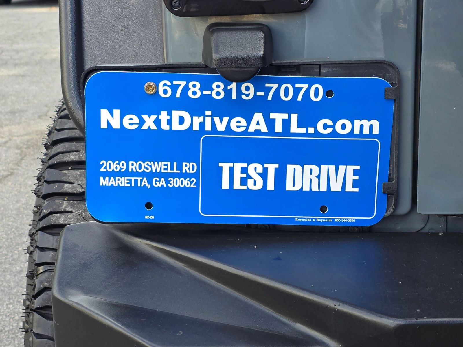 Used 2014 Jeep Wrangler Unlimited Sahara w/ Connectivity Group AWD/4WD image 37