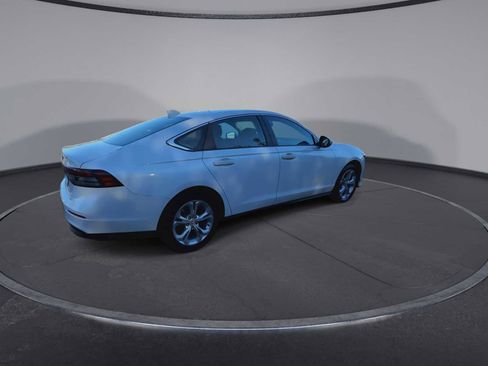 Certified 2023 Honda Accord LX image 8