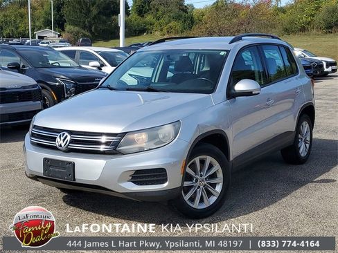 Used 2018 Volkswagen Tiguan Limited image 30