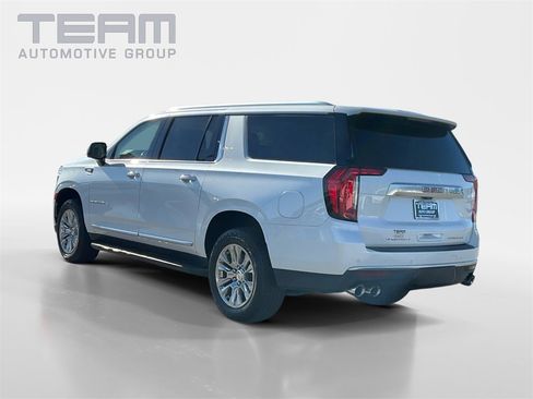 Used 2021 GMC Yukon XL Denali w/ Advanced Technology Package image 5