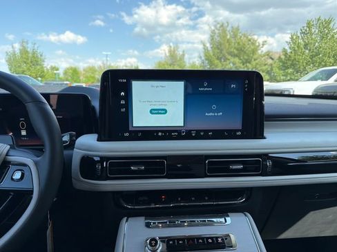 New 2026 Lincoln Aviator Reserve AWD/4WD image 19
