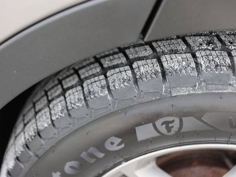 Used 2018 Hyundai Santa Fe Sport w/ 2.4L Value Package 02 image 12