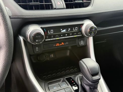 Used 2023 Toyota RAV4 XLE AWD/4WD image 17