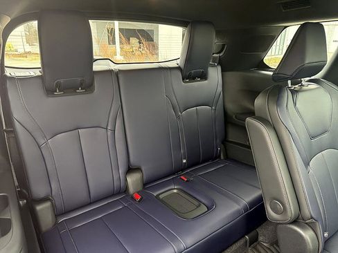 New 2026 INFINITI QX60 Sport image 23