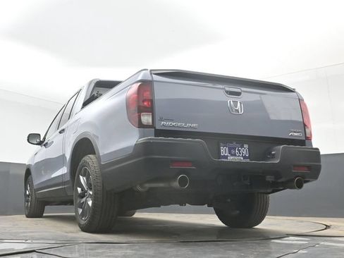 Used 2023 Honda Ridgeline Sport image 32