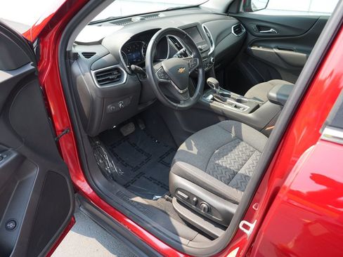Certified 2022 Chevrolet Equinox LT AWD/4WD image 13