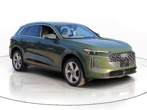 New 2026 Audi Q5 Premium Plus AWD/4WD image 1