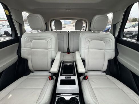 Used 2025 Lincoln Aviator Reserve w/ Equipment Group 201A image 23