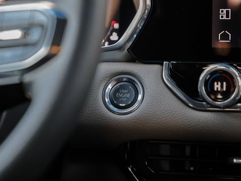 New 2026 GMC Canyon Denali image 38