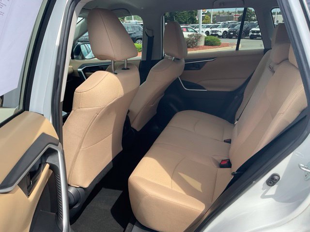 Used 2023 Toyota RAV4 LE AWD/4WD image 13
