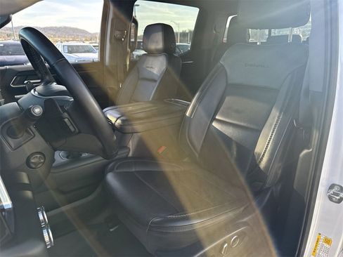 Used 2024 GMC Sierra 1500 Denali w/ Denali Reserve Package image 11