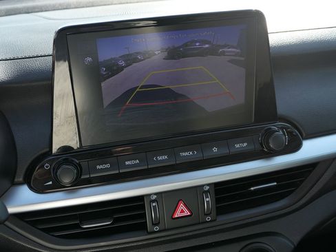 Used 2022 Kia Forte LXS image 25