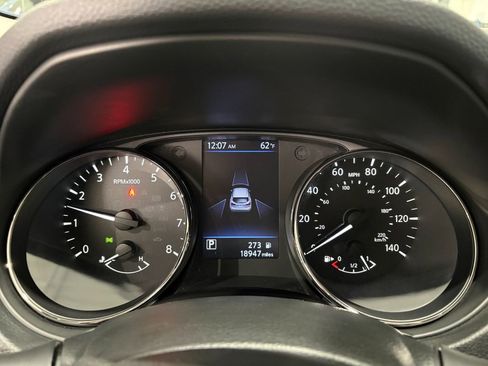 Used 2019 Nissan Rogue Sport SV AWD/4WD image 17