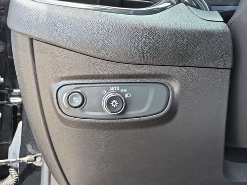 Used 2023 Chevrolet Equinox RS w/ RS Leather Package FWD image 27